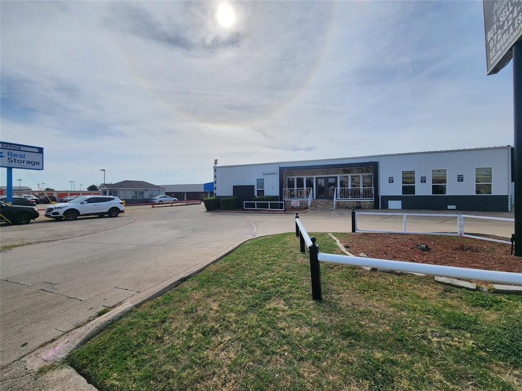 3400 14th Street, Plano, TX 75074 3400 14th Street, Plano, TX 75074