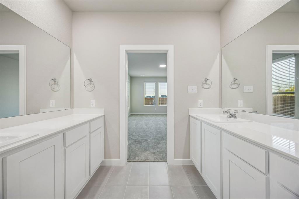 Primary Bathroom in the Wimbledon home plan – REPRESENTATIVE PHOTO