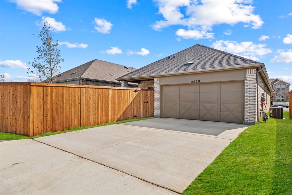2509 Fairweather Drive, Celina, TX 75009