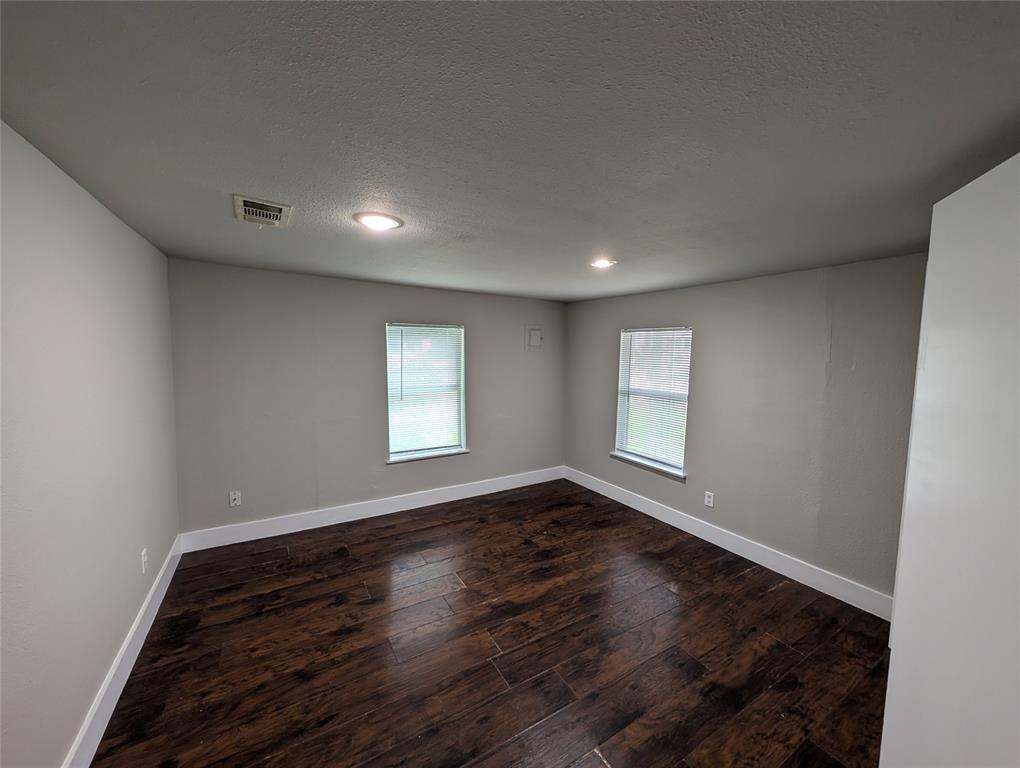 2321 Starks Avenue, Dallas, TX 75215