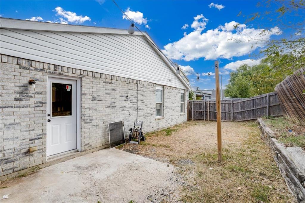1422 Eastview Drive, Garland, TX 75040
