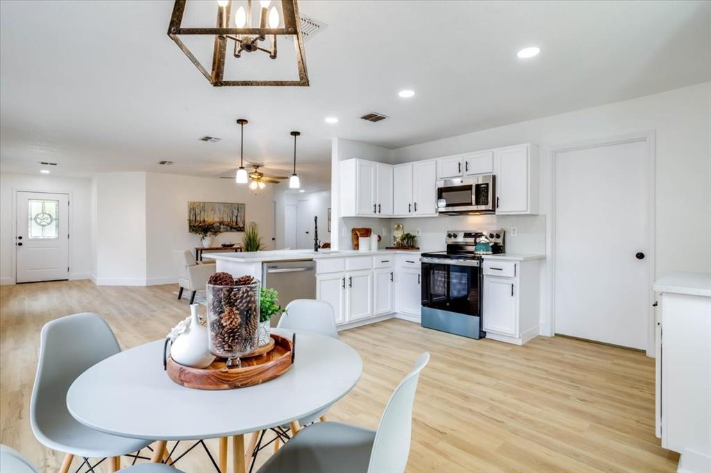 1422 Eastview Drive, Garland, TX 75040