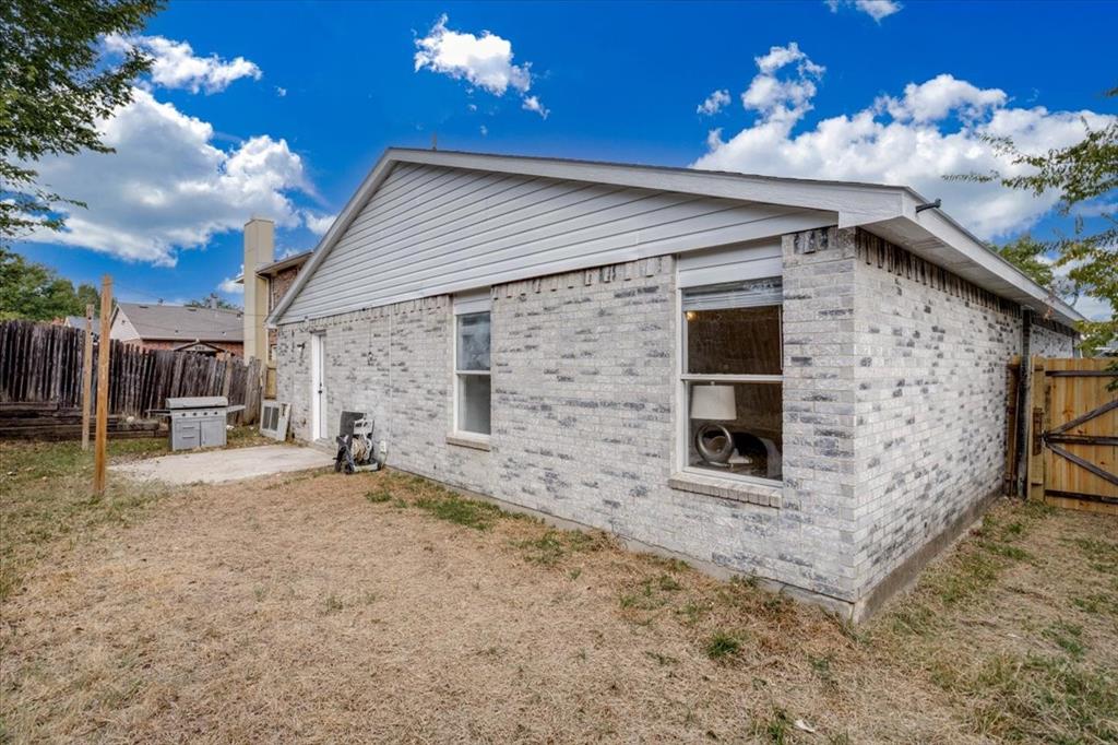 1422 Eastview Drive, Garland, TX 75040