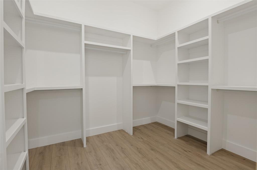513 N Patton Street, Dallas, TX 75203