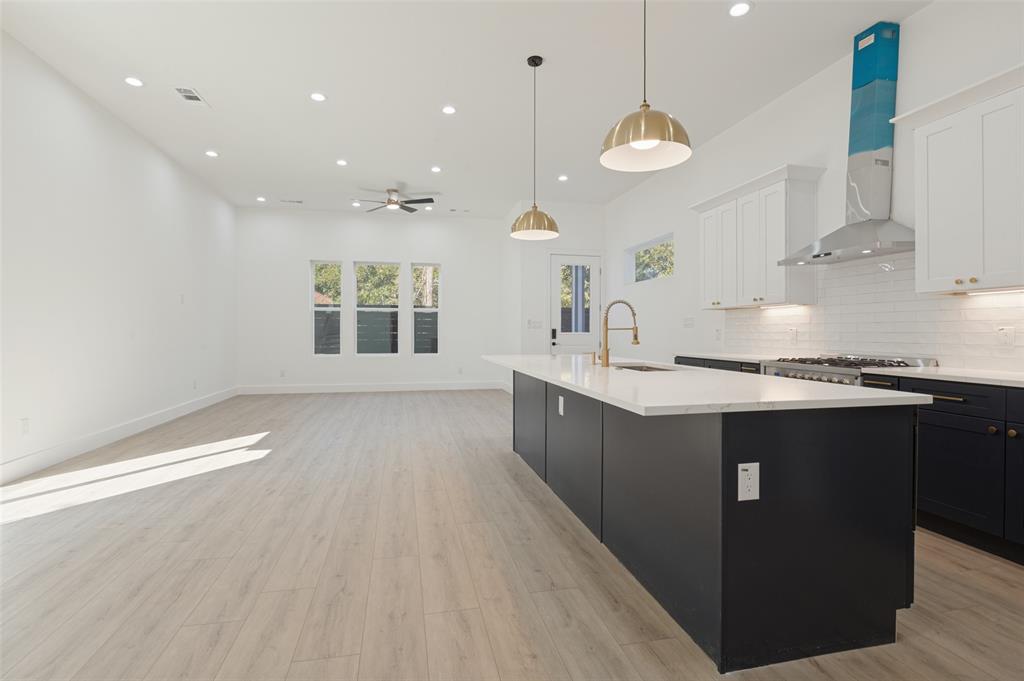 513 N Patton Street, Dallas, TX 75203 513 N Patton Street, Dallas, TX 75203