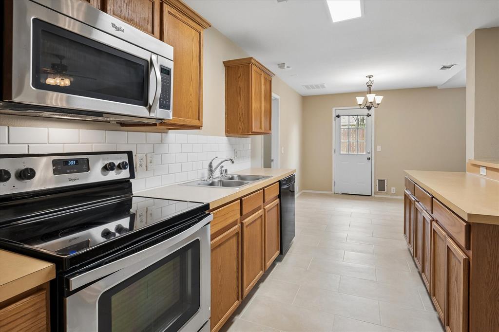 2007 Dove Crossing, Melissa, TX 75454