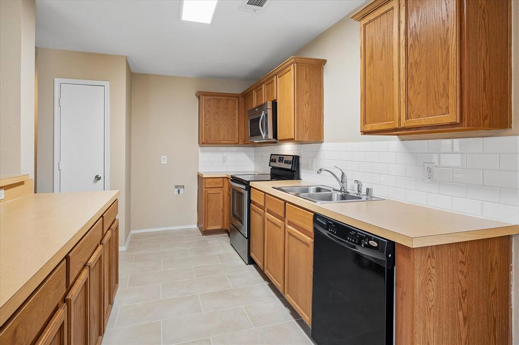 2007 Dove Crossing, Melissa, TX 75454