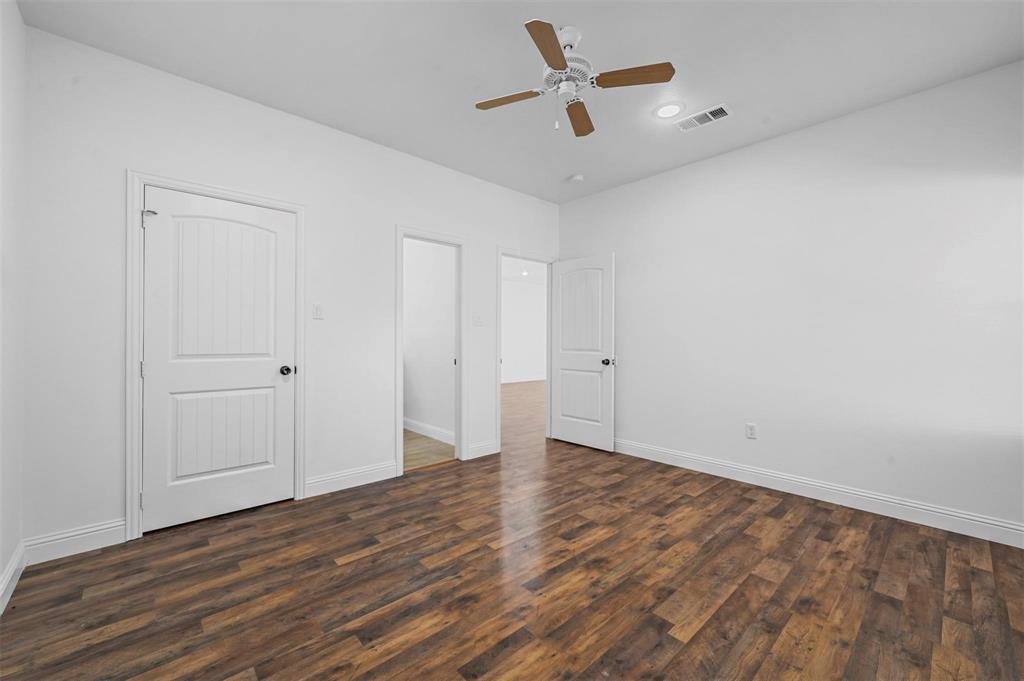 129 Arapaho Trail, Mabank, TX 75156
