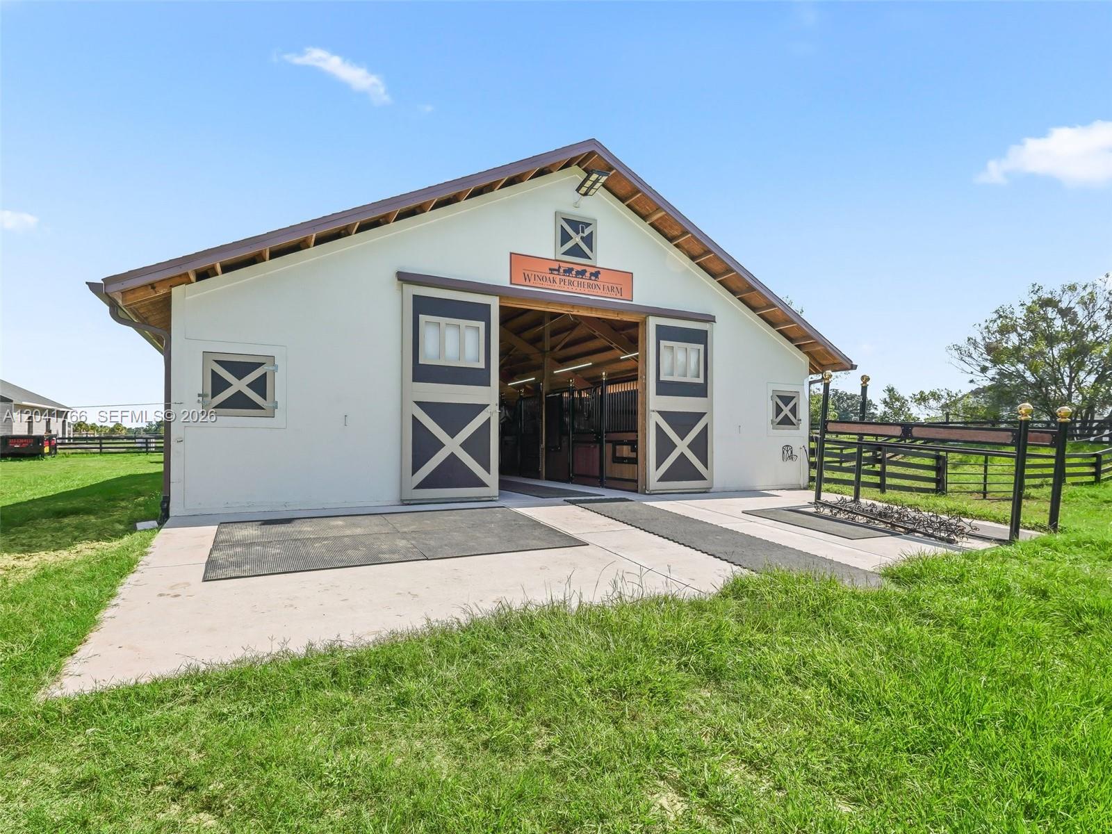 Photo 52
