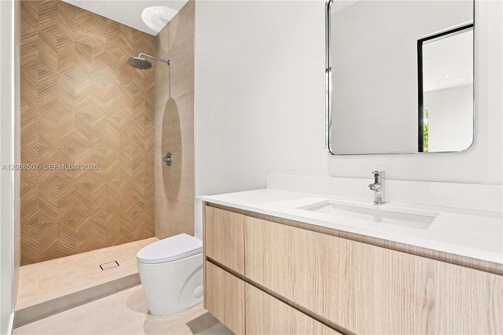 Full exterior bathroom for pool use