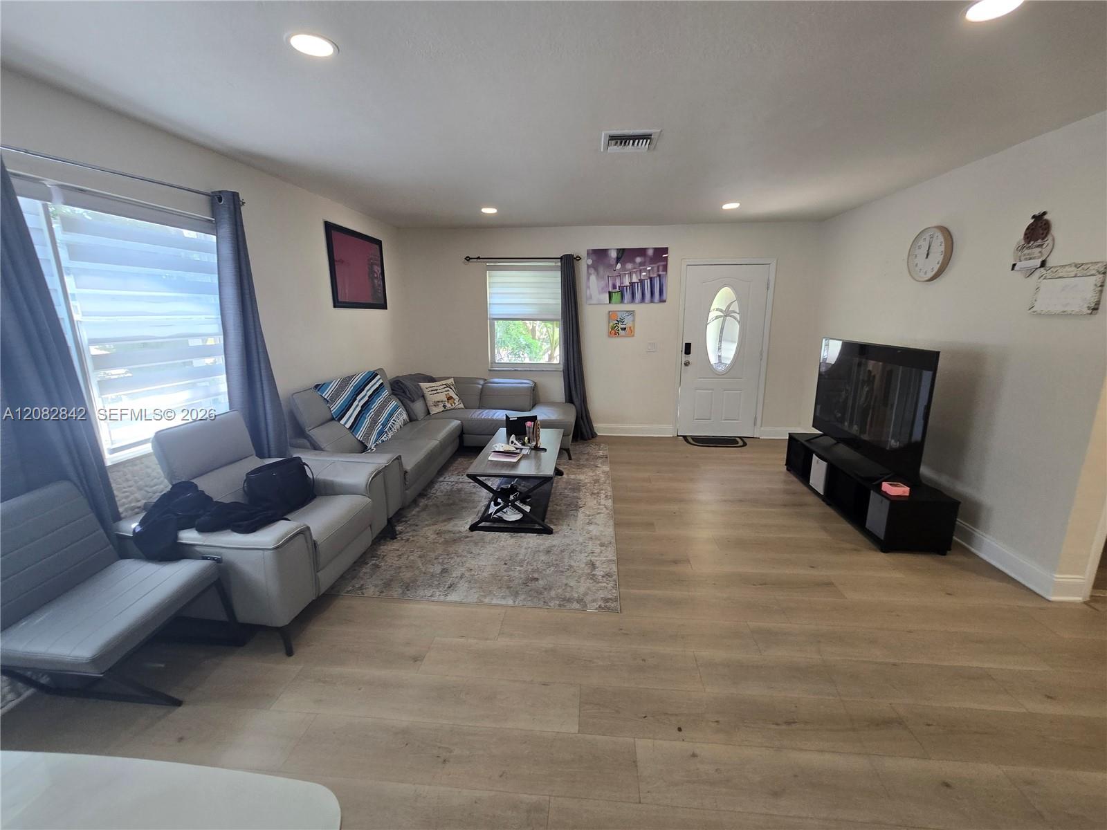 Large & bright living area