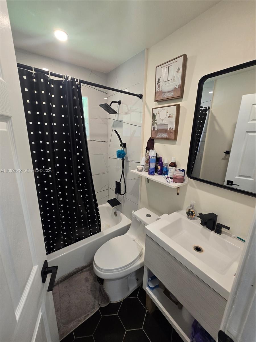 Large updated bathroom