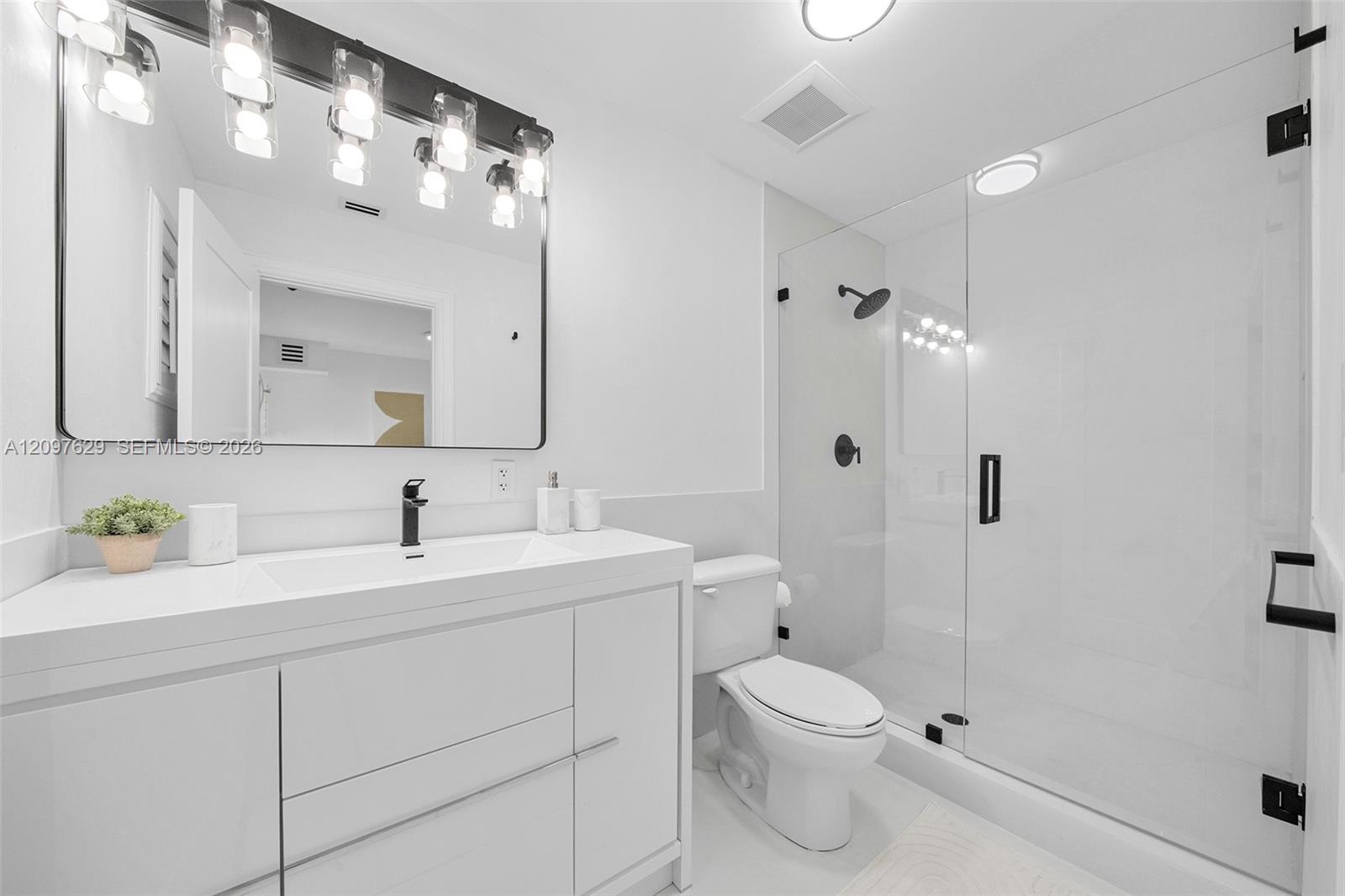 Guest House Bathroom