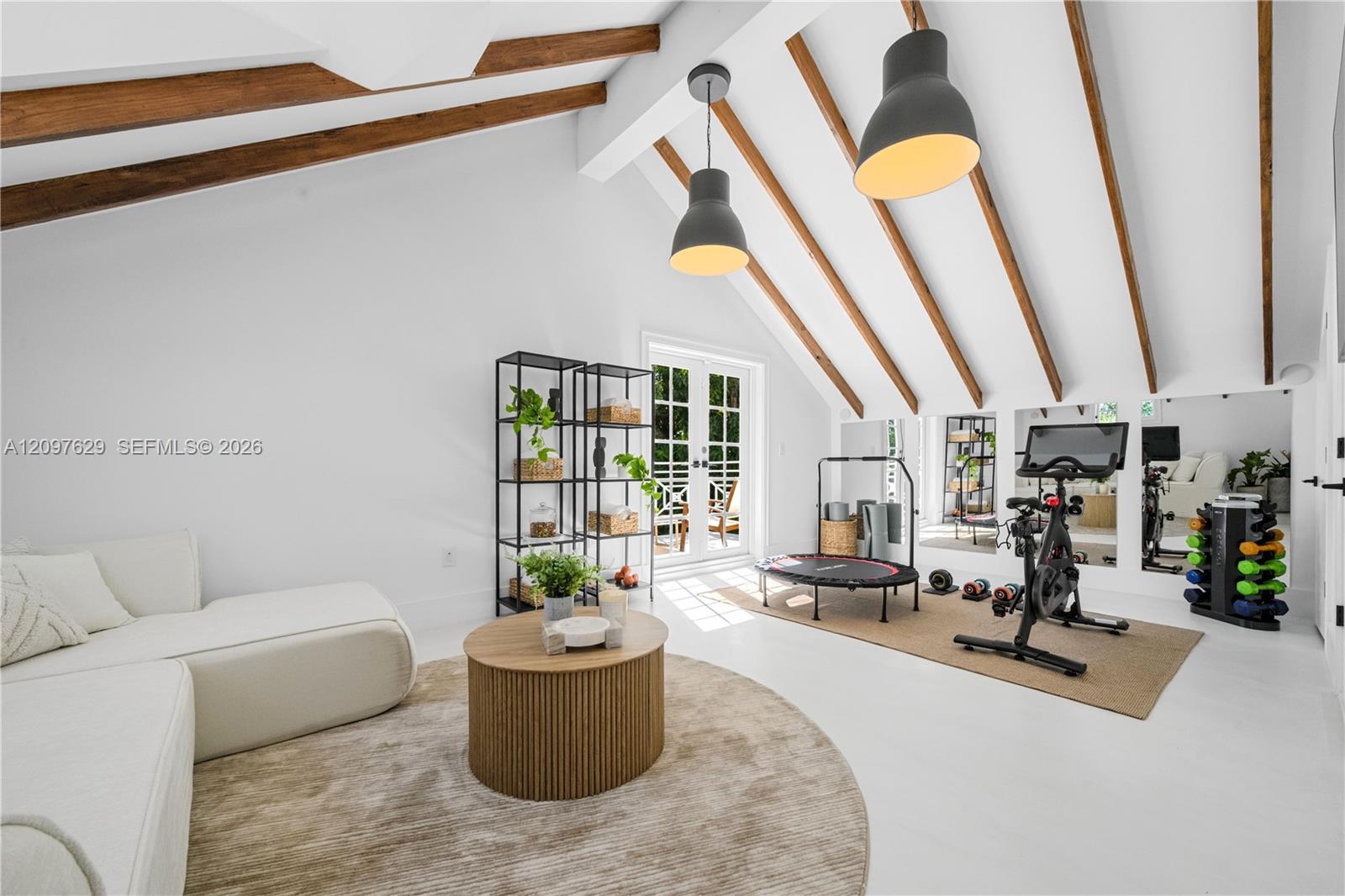 Flex room/Gym/Office/Bedroom