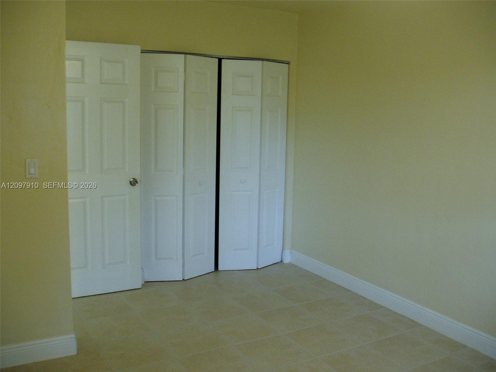 Apt 1