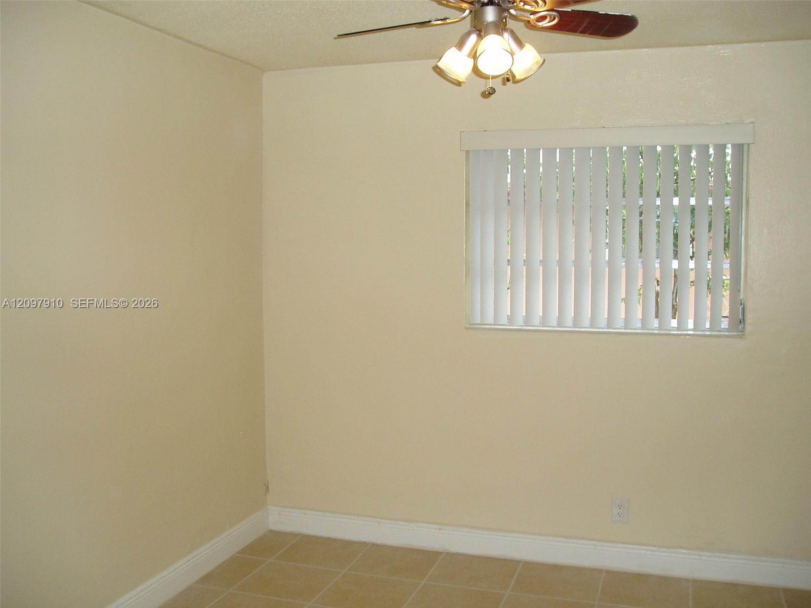 Apt 1