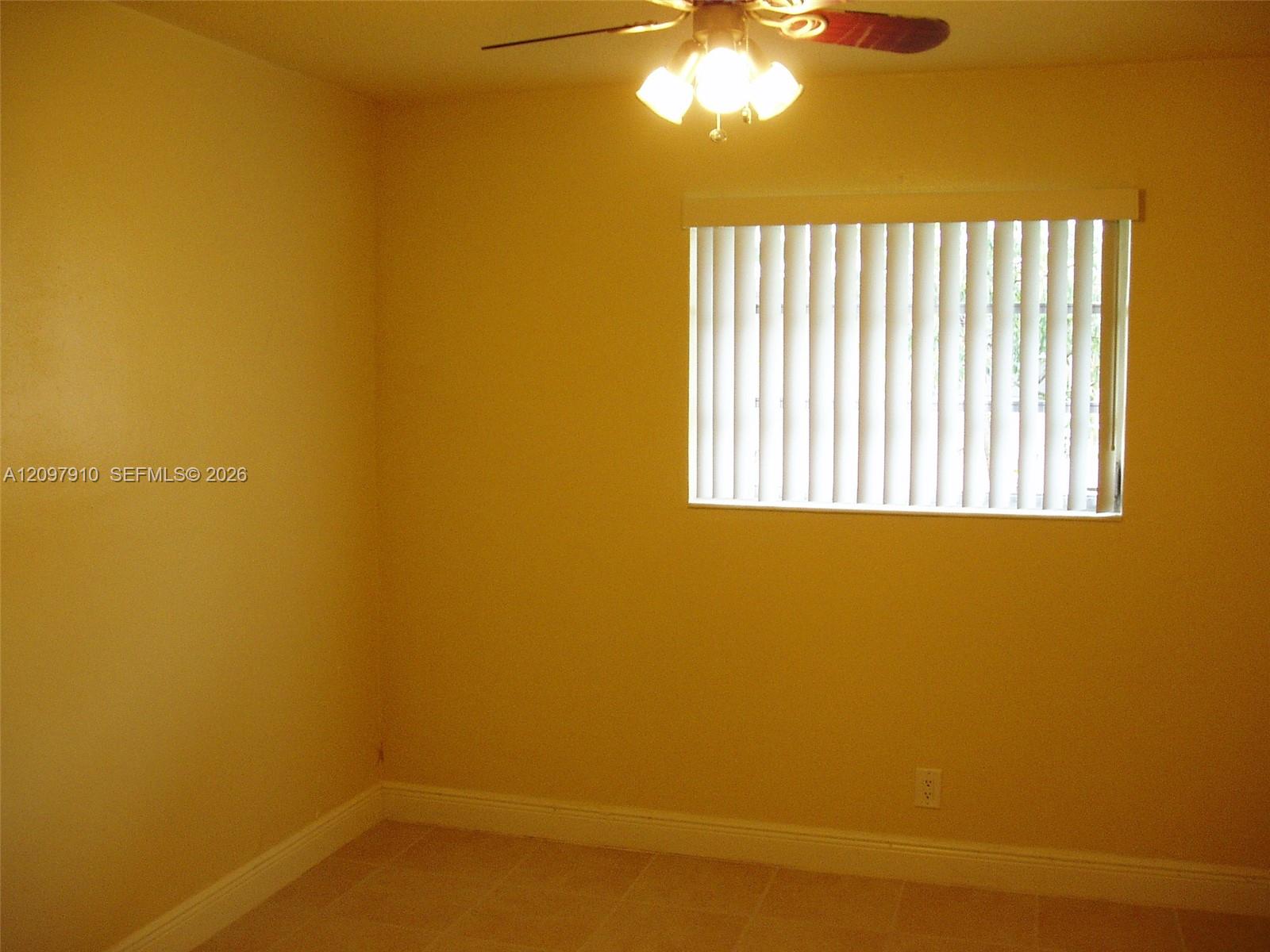 Apt 1