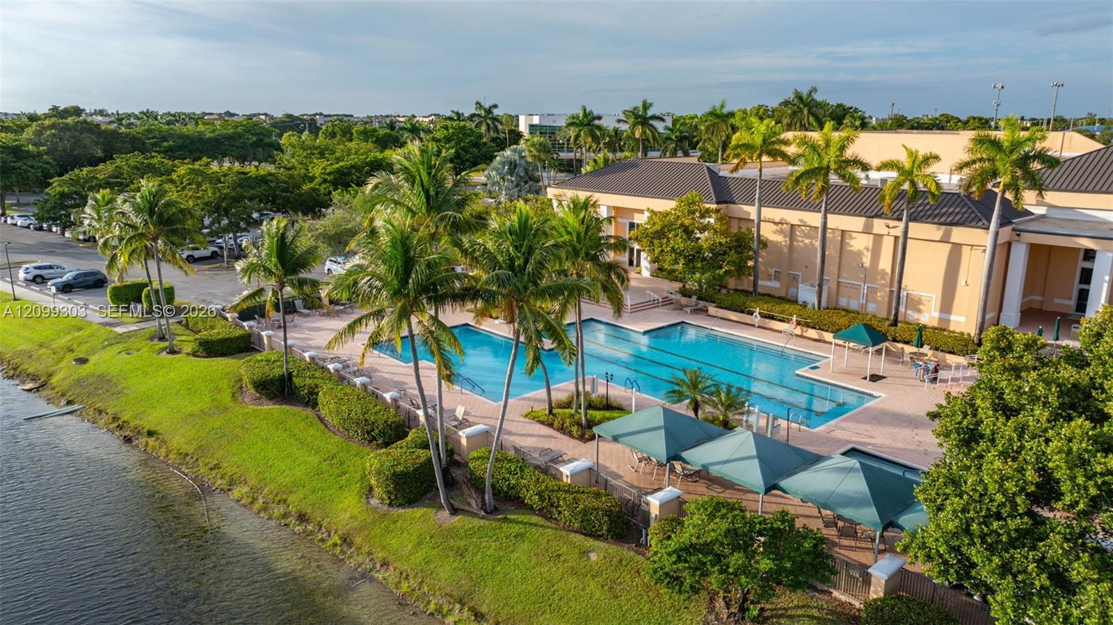 Kings Point Pool and Clubhouse Area