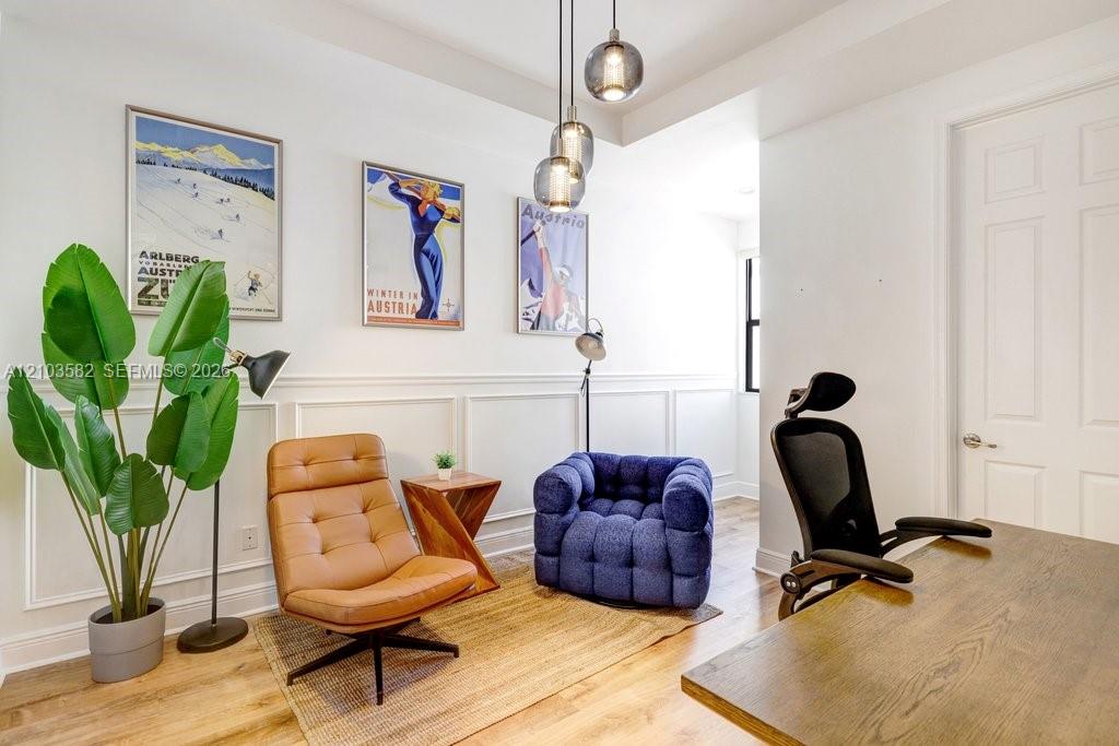 BEDROOM OR NURSERY