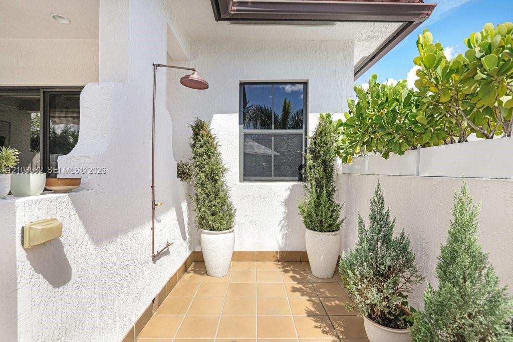 SHOWER ON TERRACE