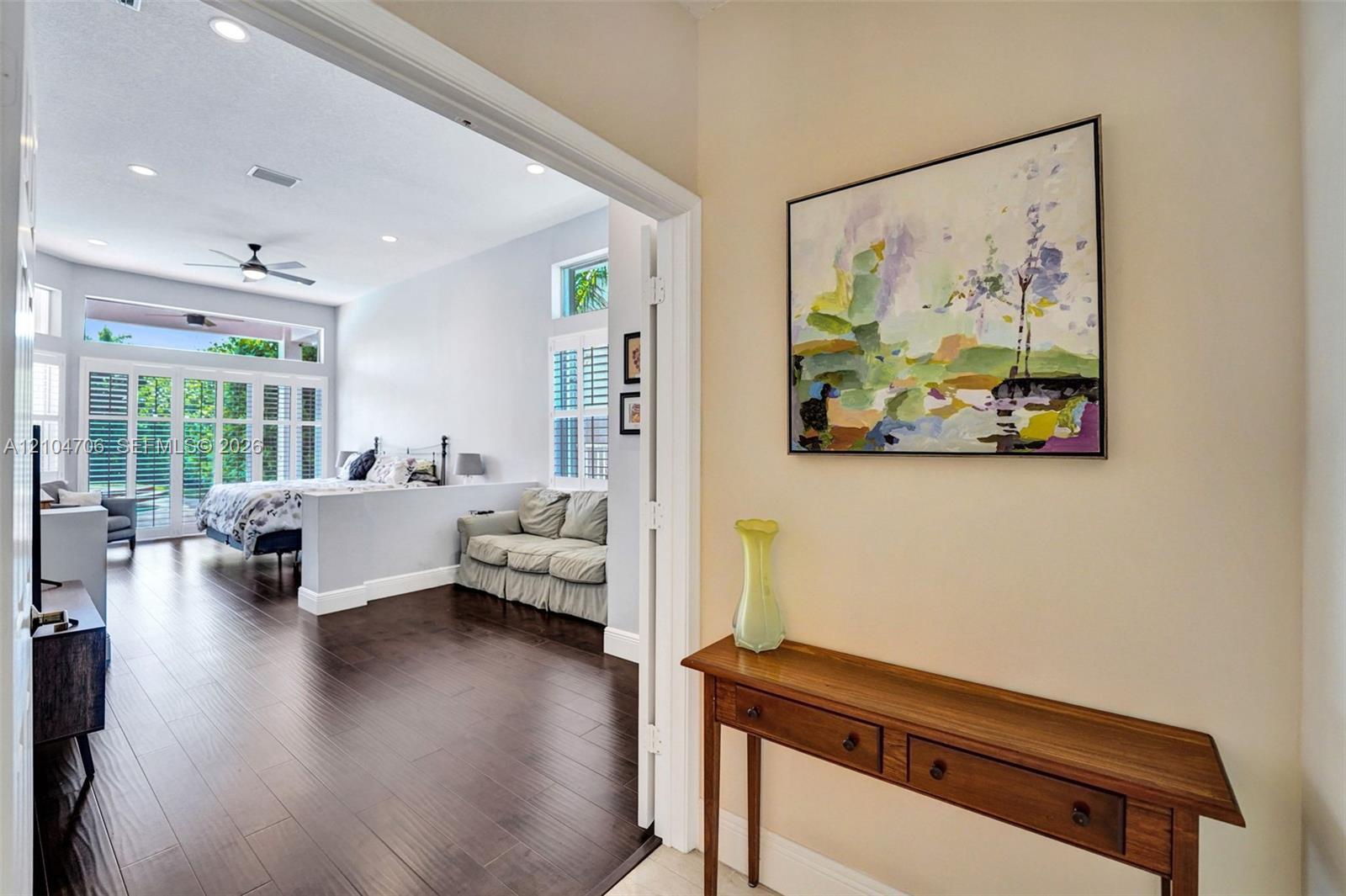 Entry into Primary Suite