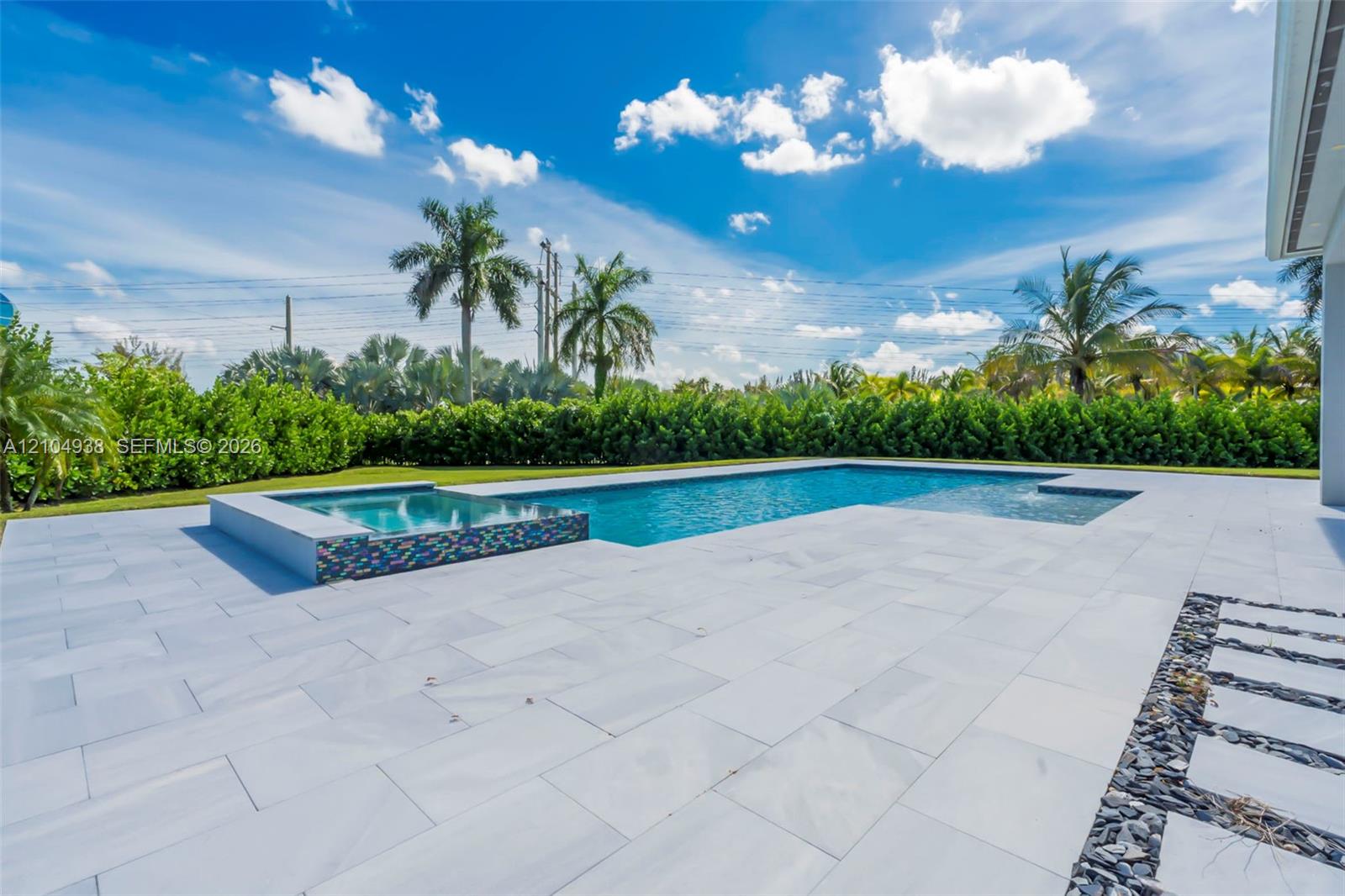 Photo 62