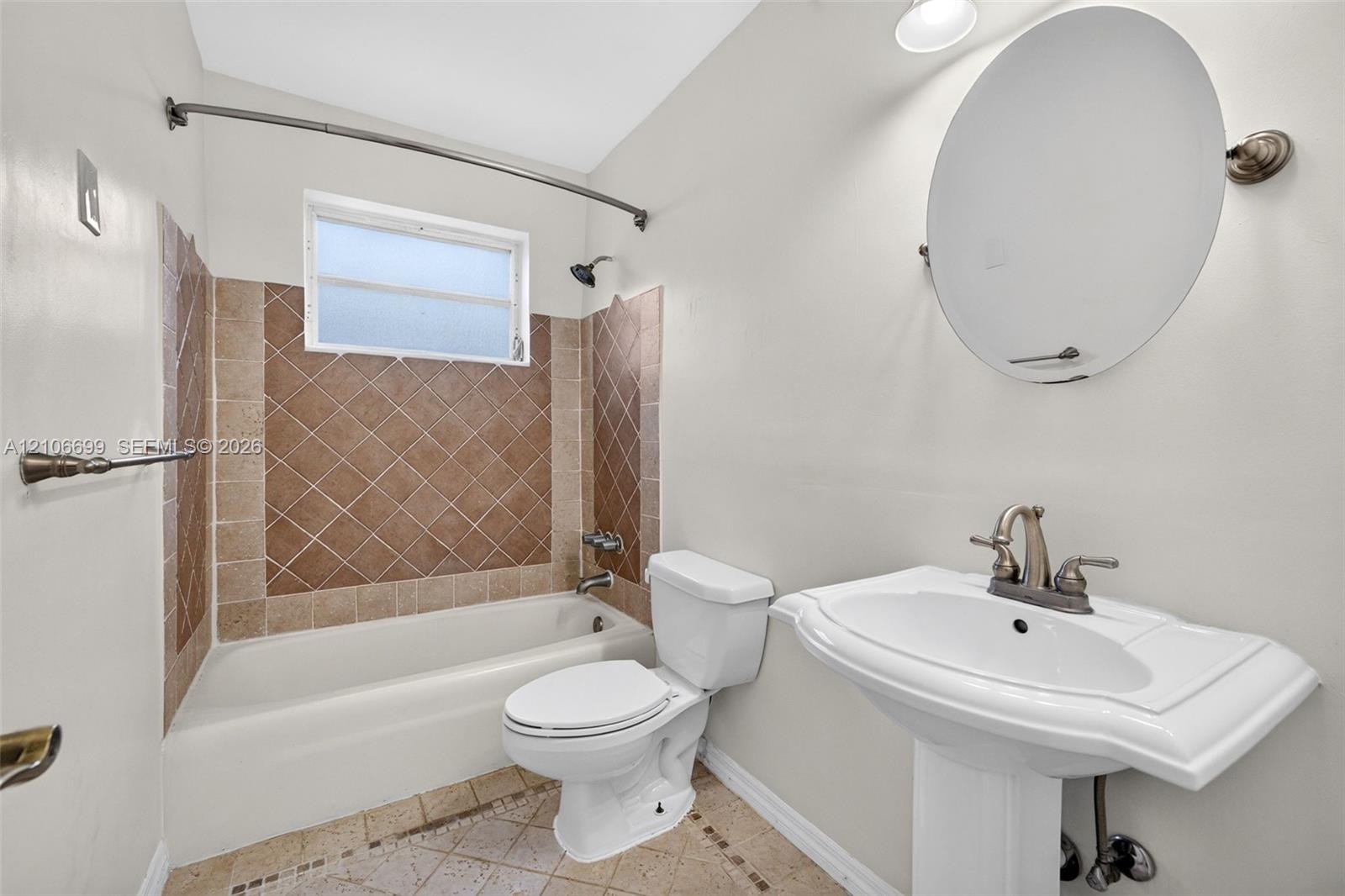 Photo 46