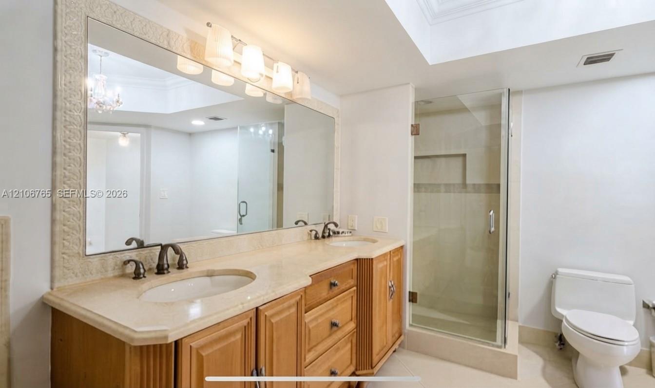 Main bathroom.