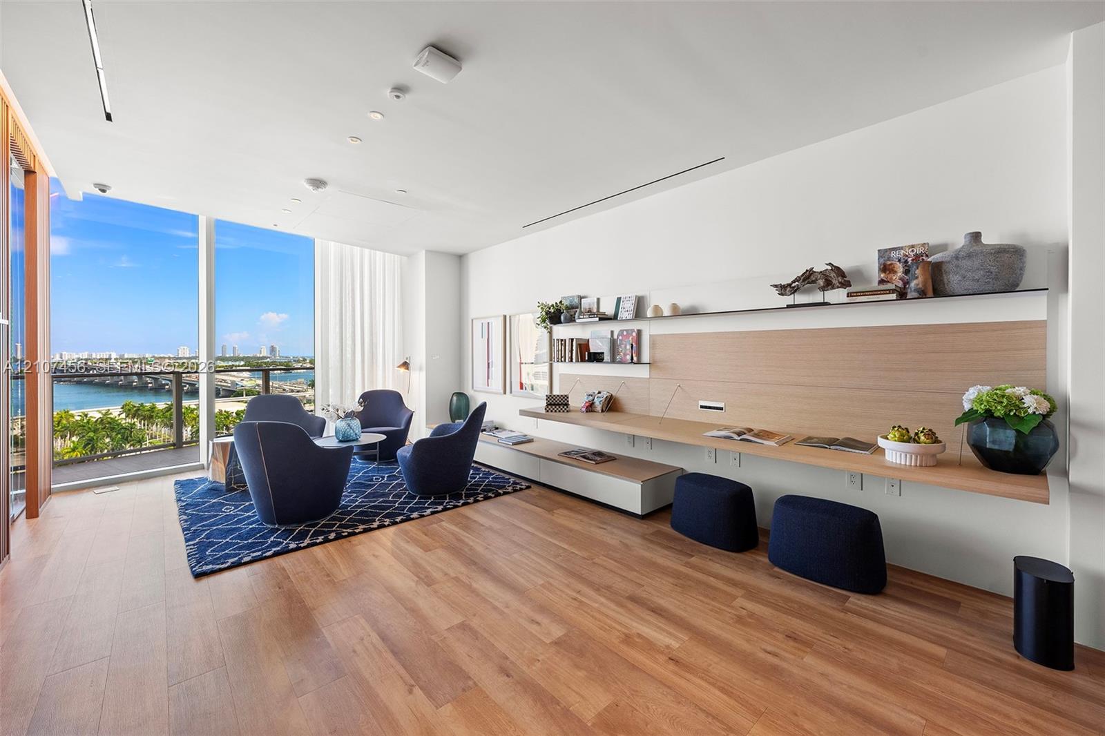 Photo 45