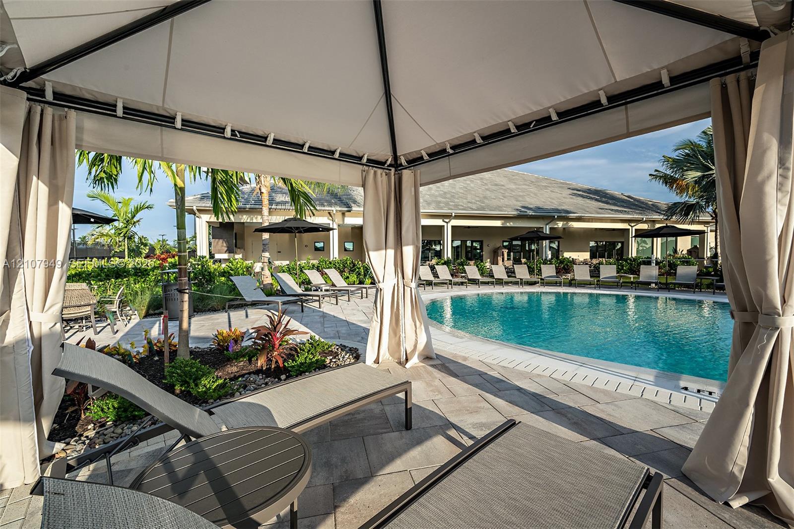 Esplanade by the Islands Coach Homes Community
