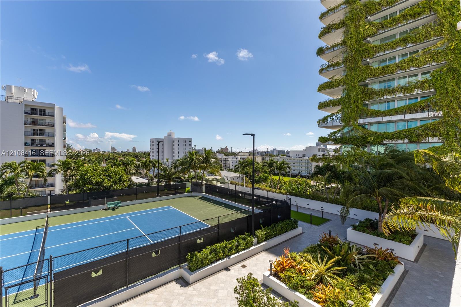 Photo 7 Photo 7