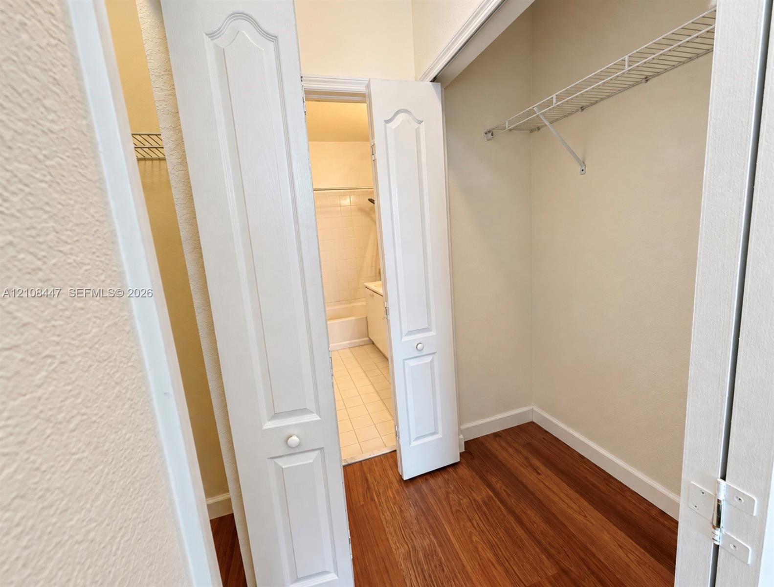 Photo 38
