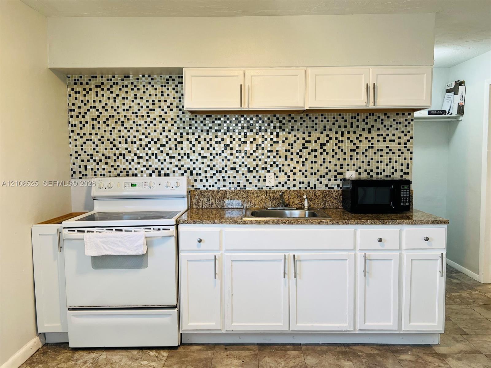 Unit B - Cabinets