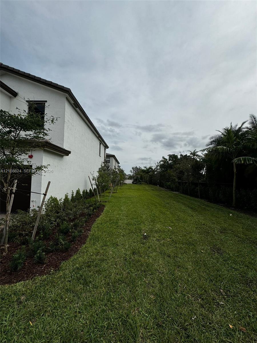 Photo 36