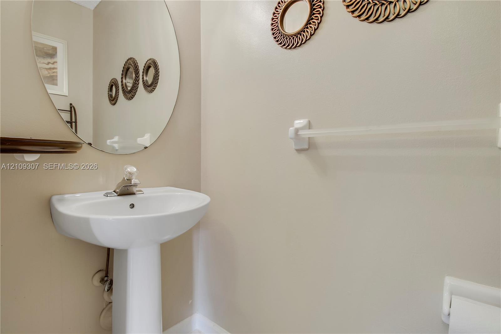 Powder room