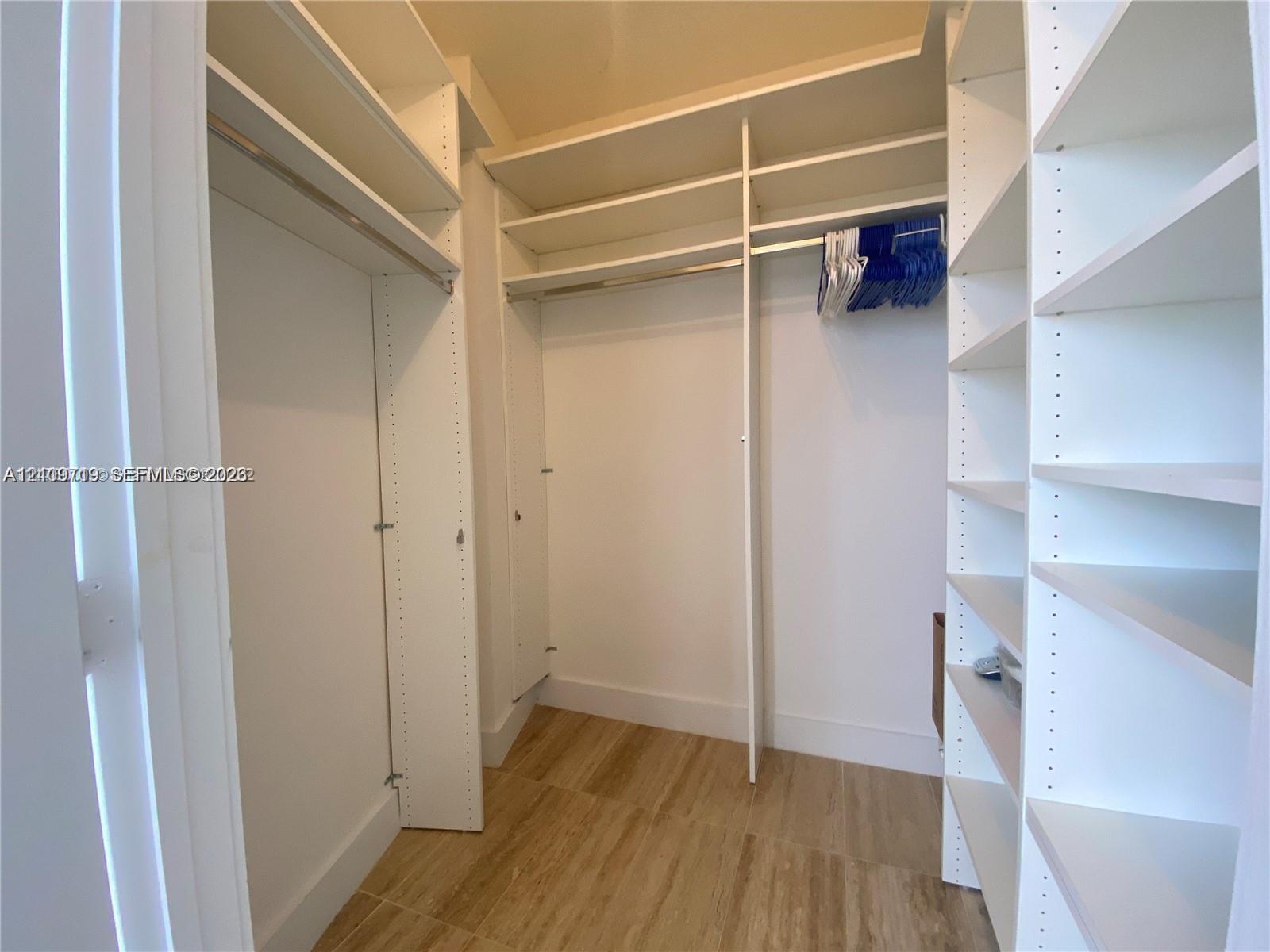 Walk-in closet