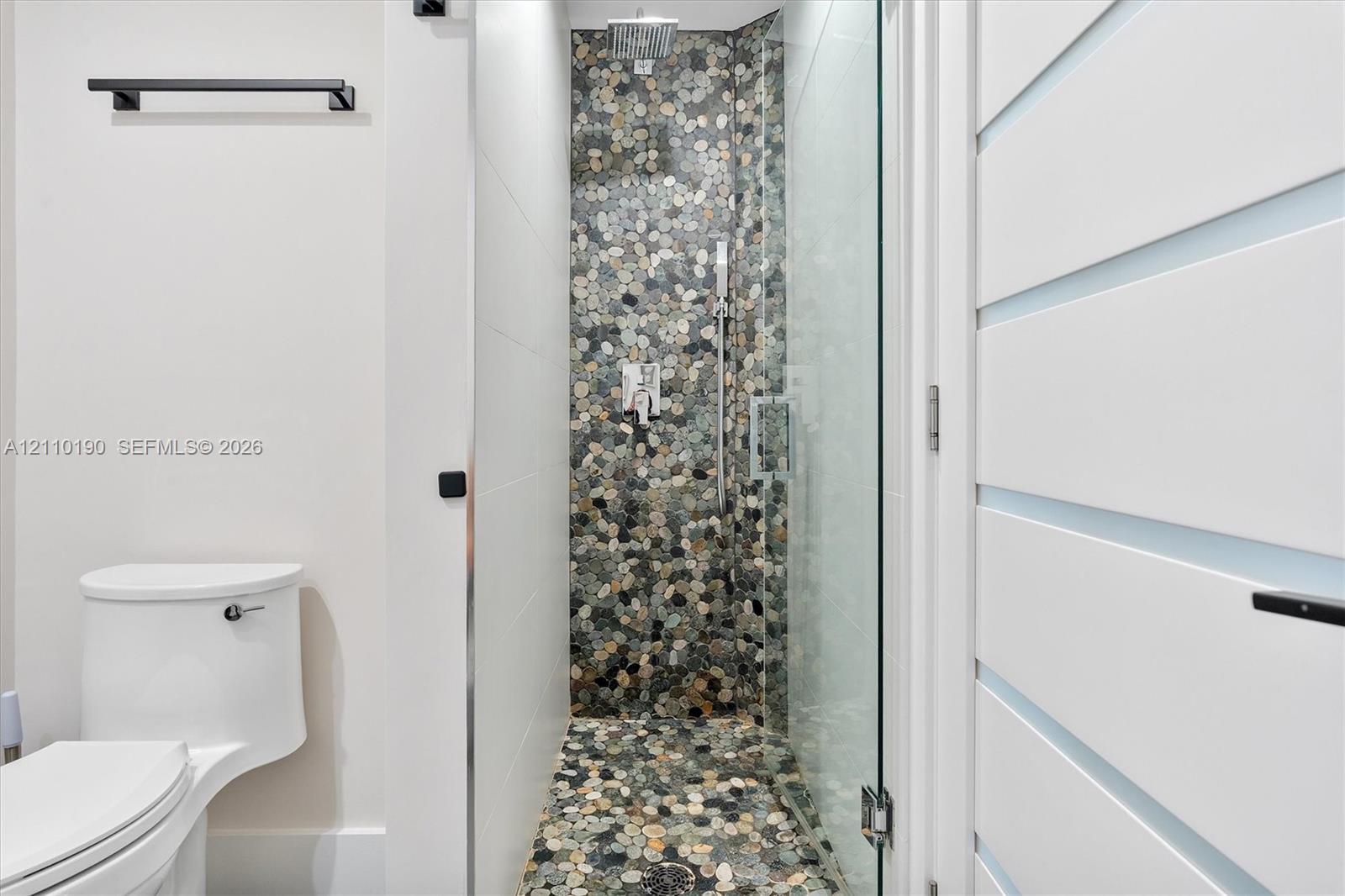2nd Bathroom