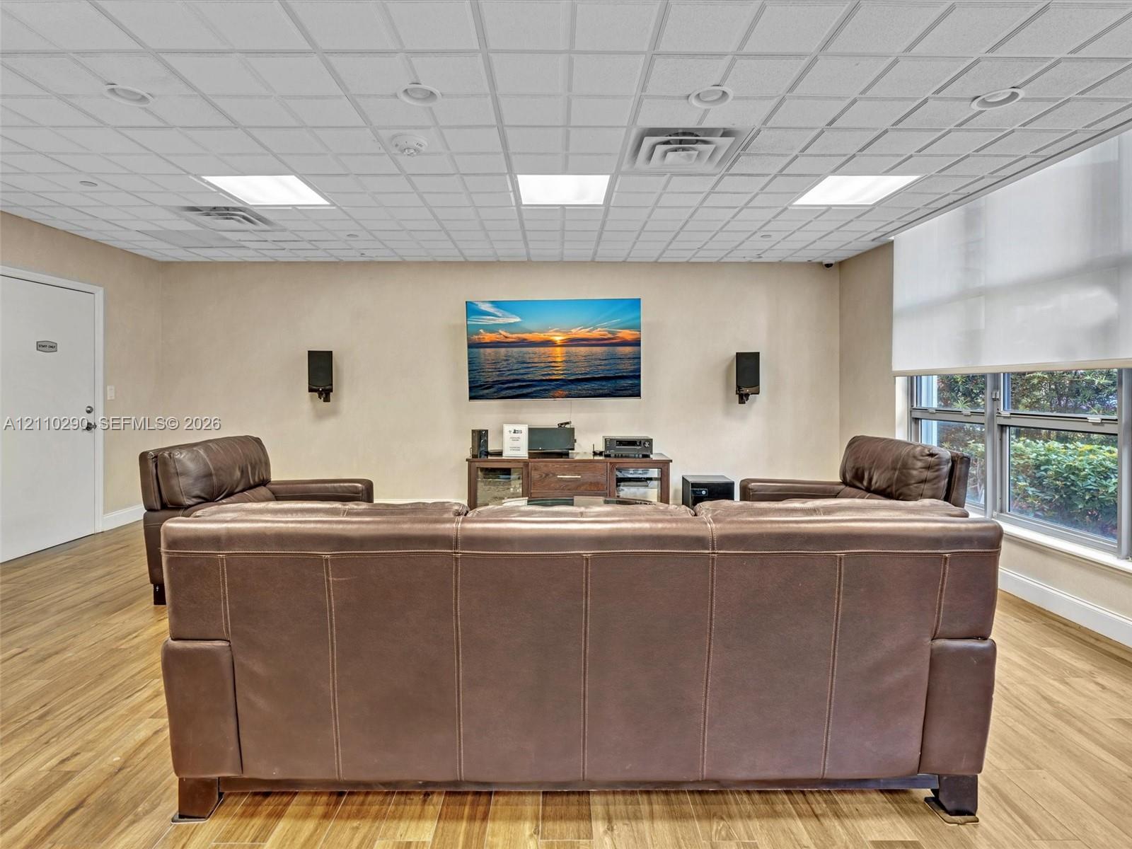 Comfortable TV Lounge and Game Room for Entertainment and Socializing
