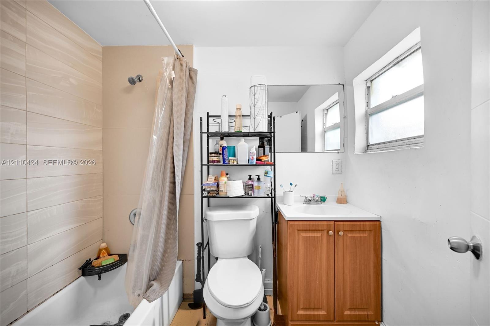 Photo 56