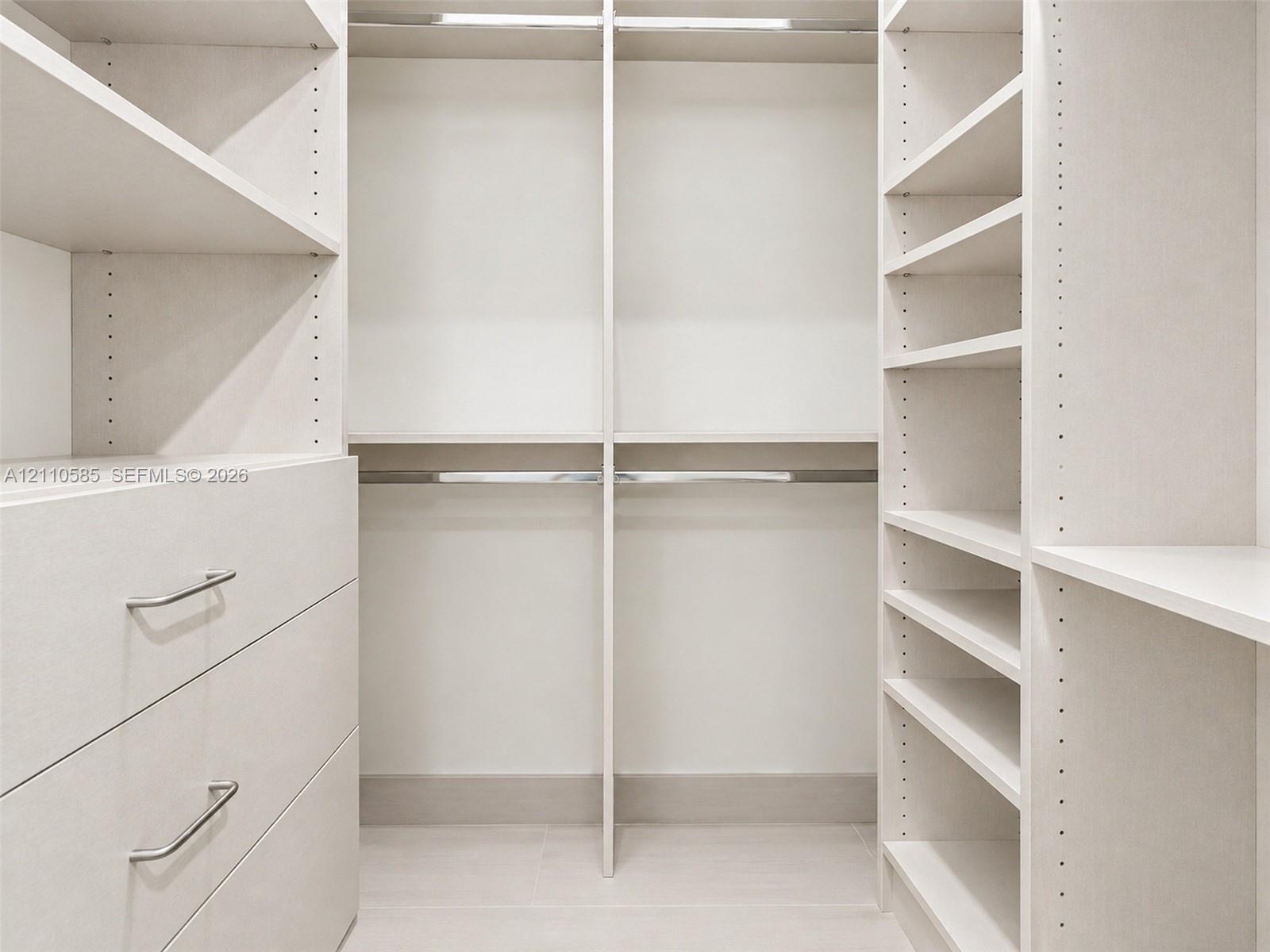 Main Bedroom walking closet #2