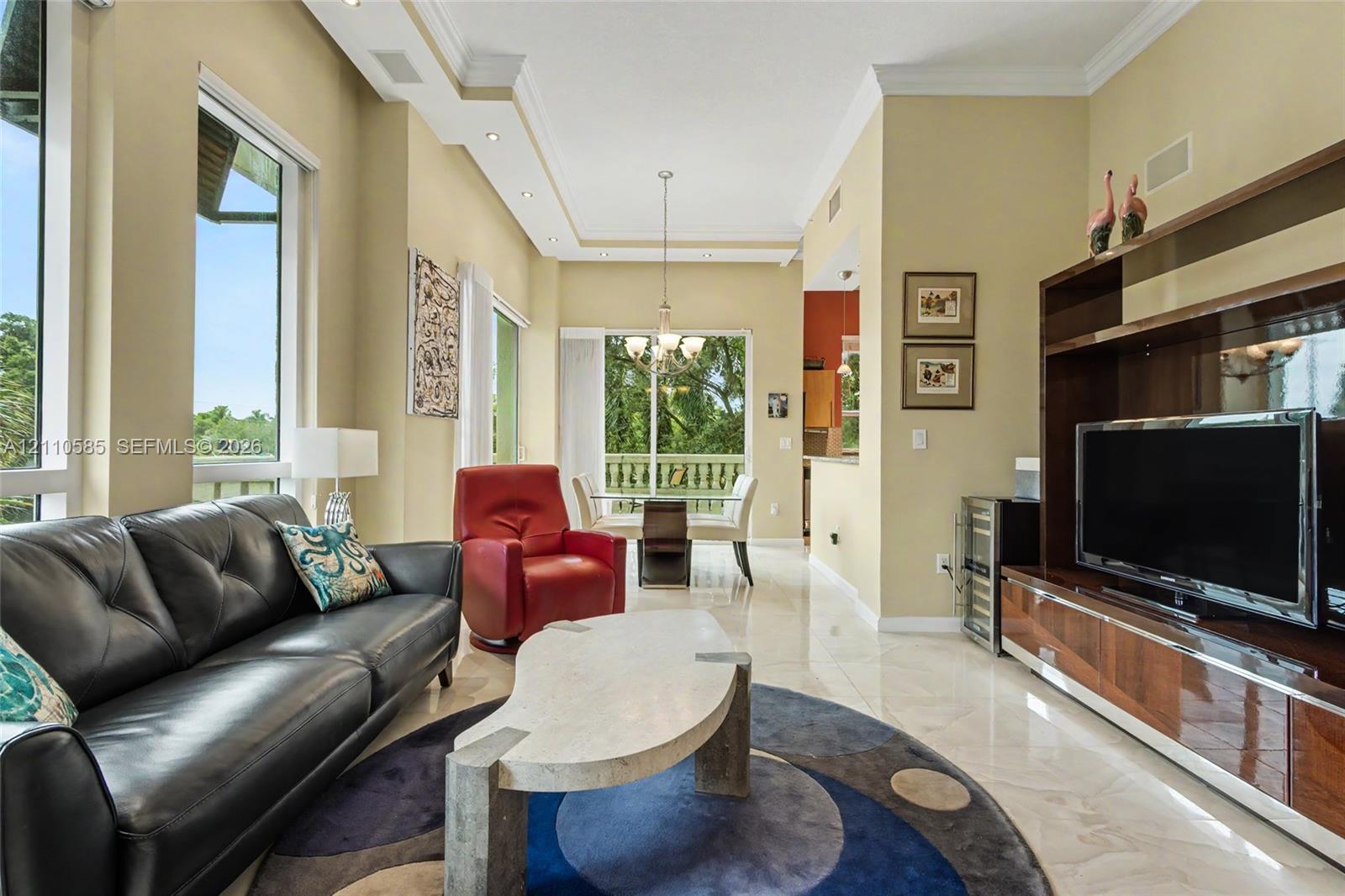 Living space. High ceilings.
