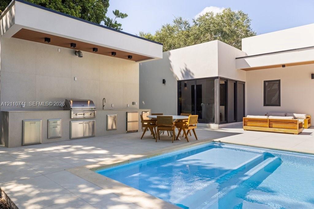 Summer Kitchen