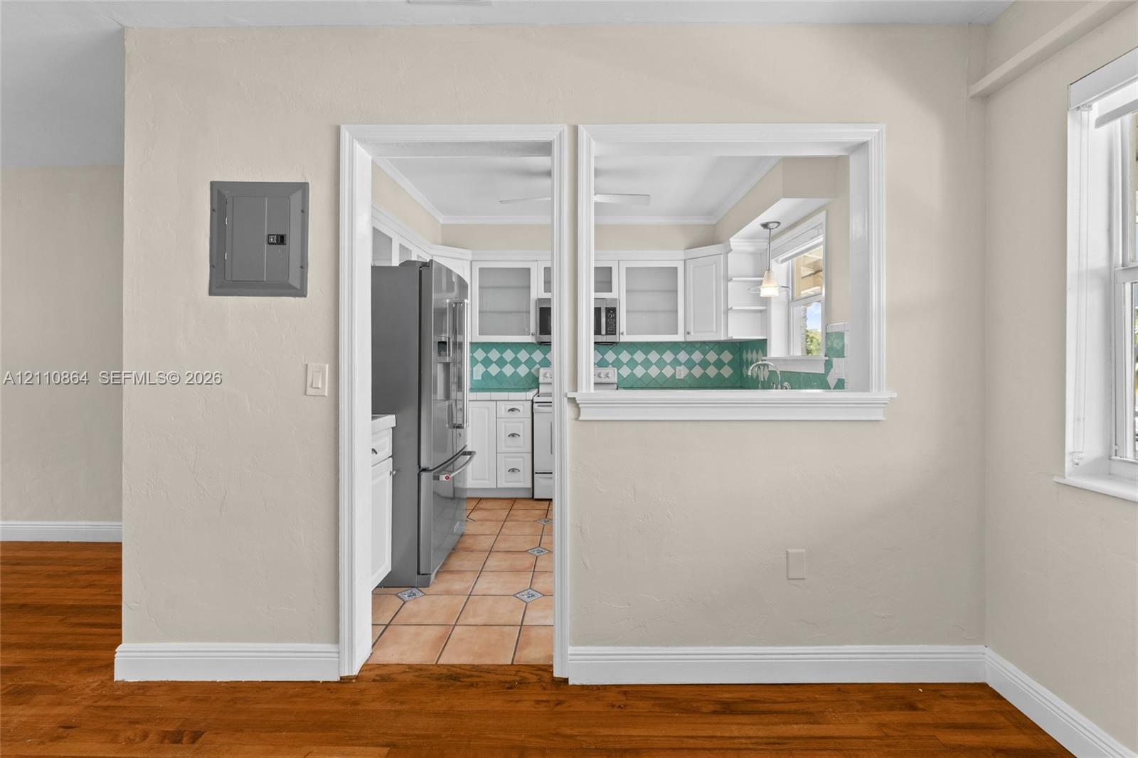 Photo 11