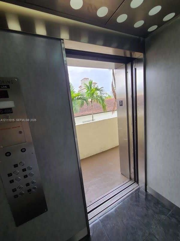 Elevator landing on 3rd floor