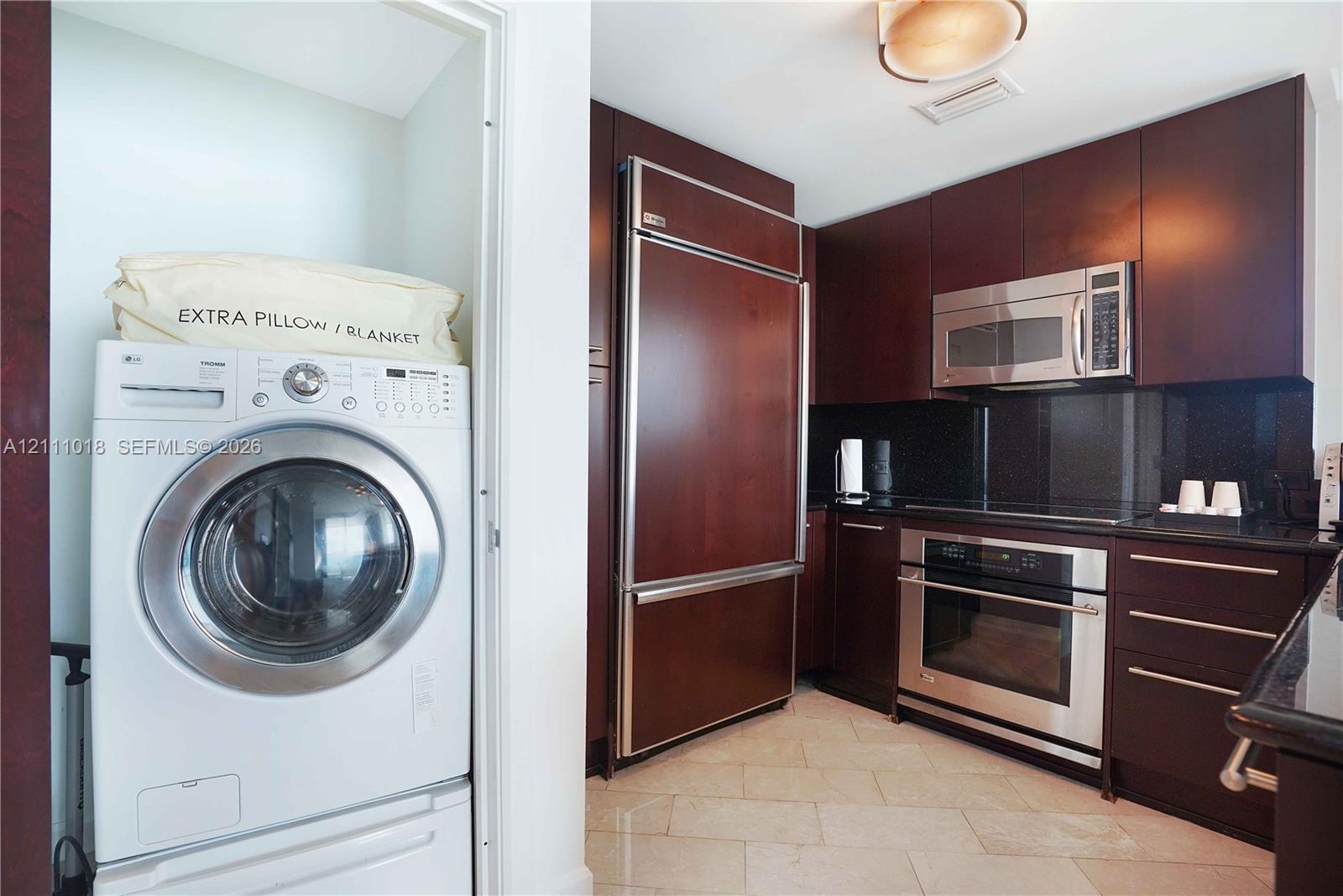 Washer & dryer