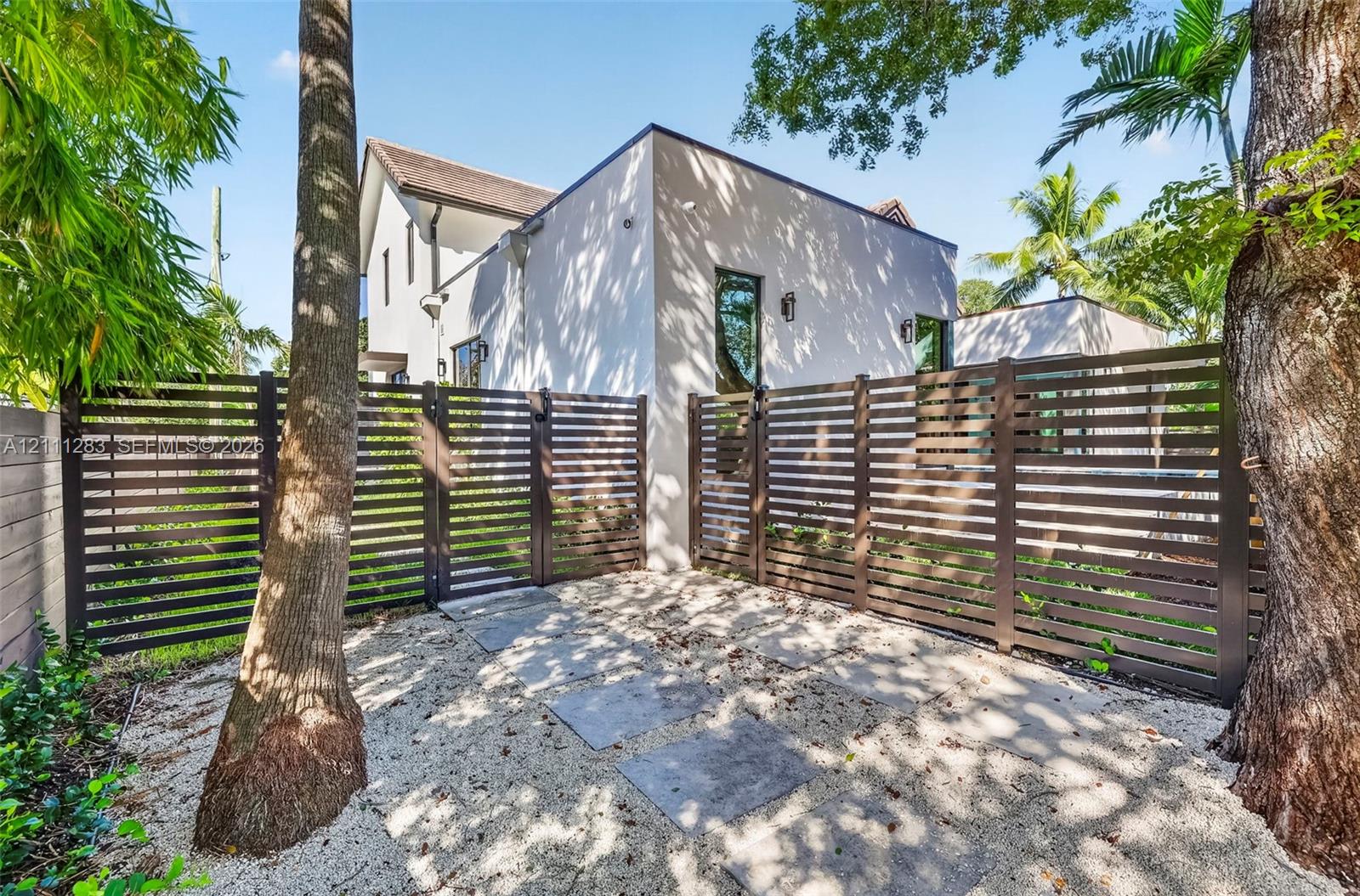 Photography has been virtually staged, see broker remarks.