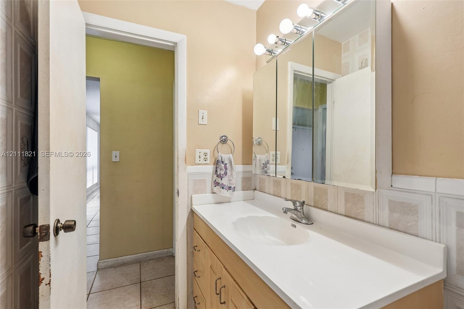 Bathroom virtually staged