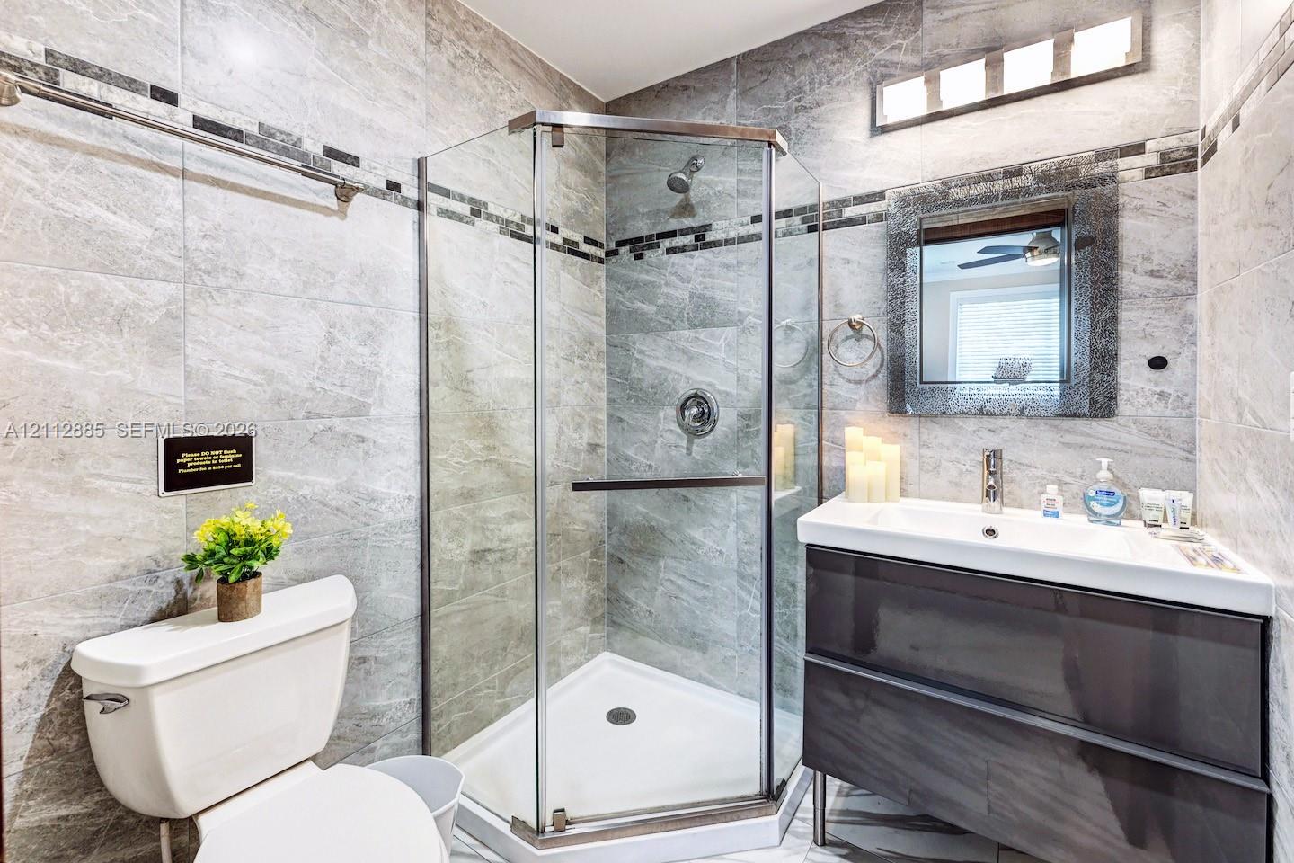 2nd Bathroom