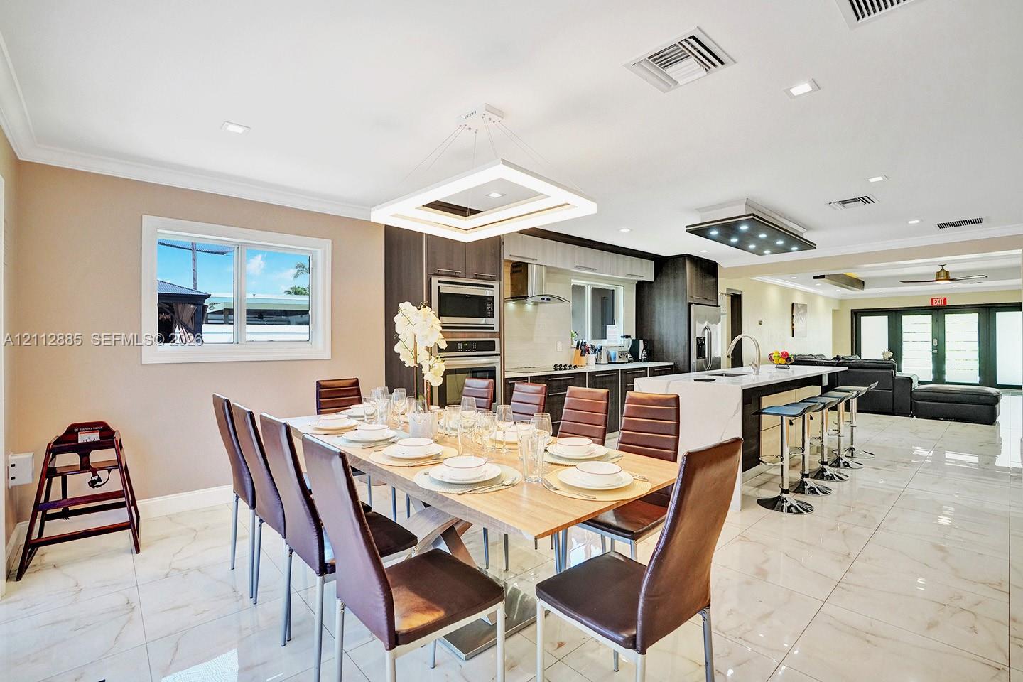 Open Kitchen/Dining Area