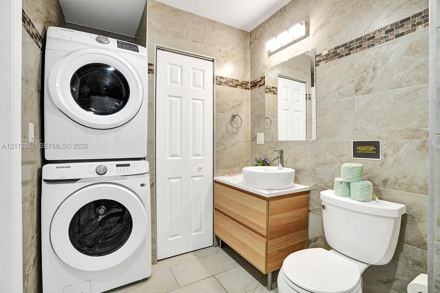 Laudry/Guest Bathroom